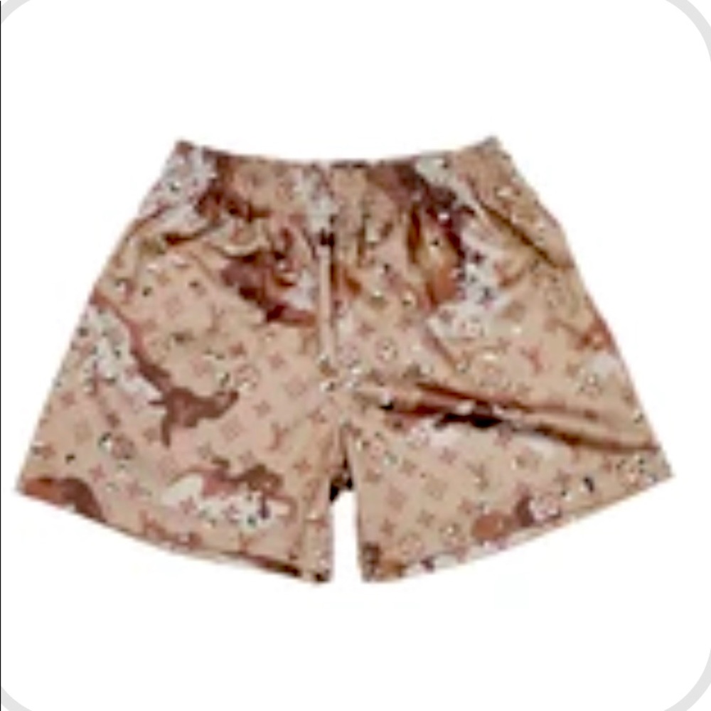 NWT Bravest Camo shorts brown